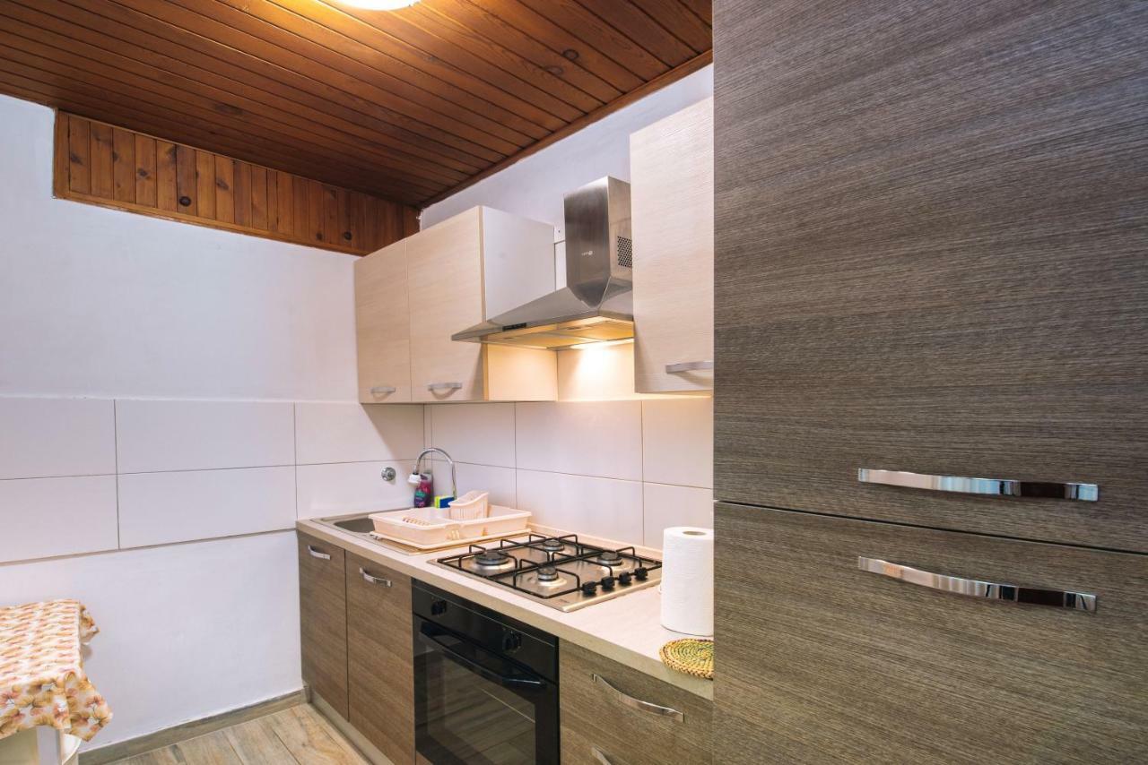 Apartments Stokic Доня Клада Екстериор снимка